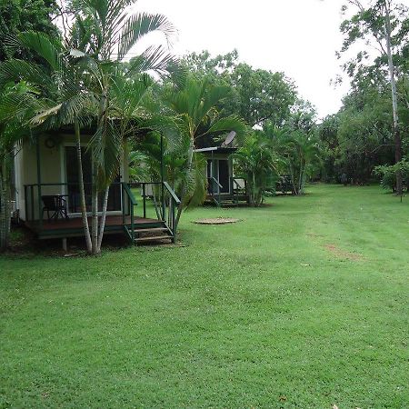 Hotel Pandanus On Litchfield Batchelor Exterior foto