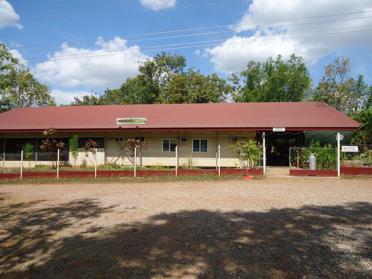 Hotel Pandanus On Litchfield Batchelor Exterior foto